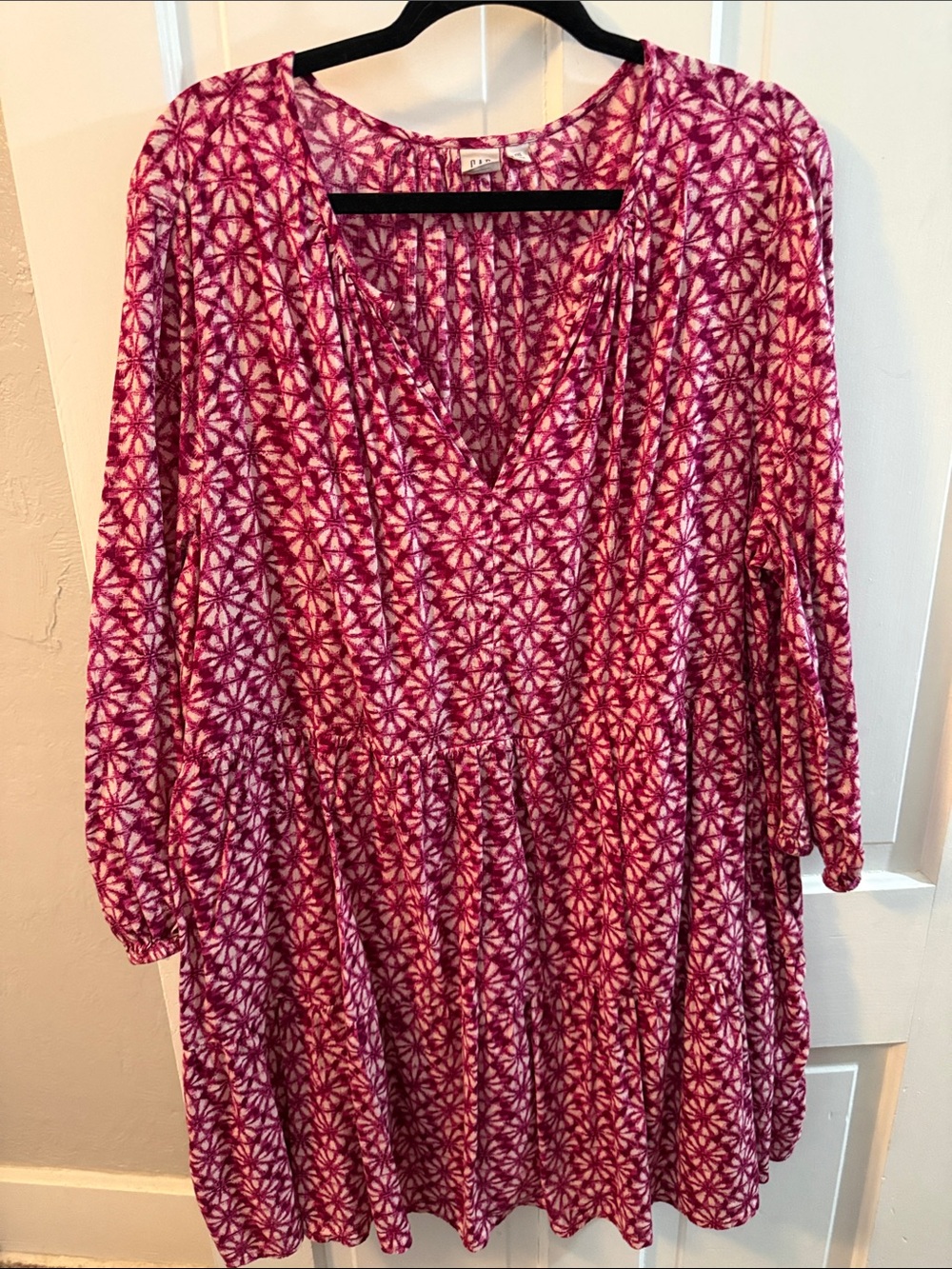 GAP Pink Patterned V-Neck Long Sleeve Dress